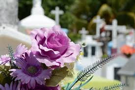 How to Raise Money for Funeral Costs